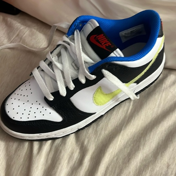 Nike dunk low, signal Blue Lemon Twist (GS) - Picture 1 of 4
